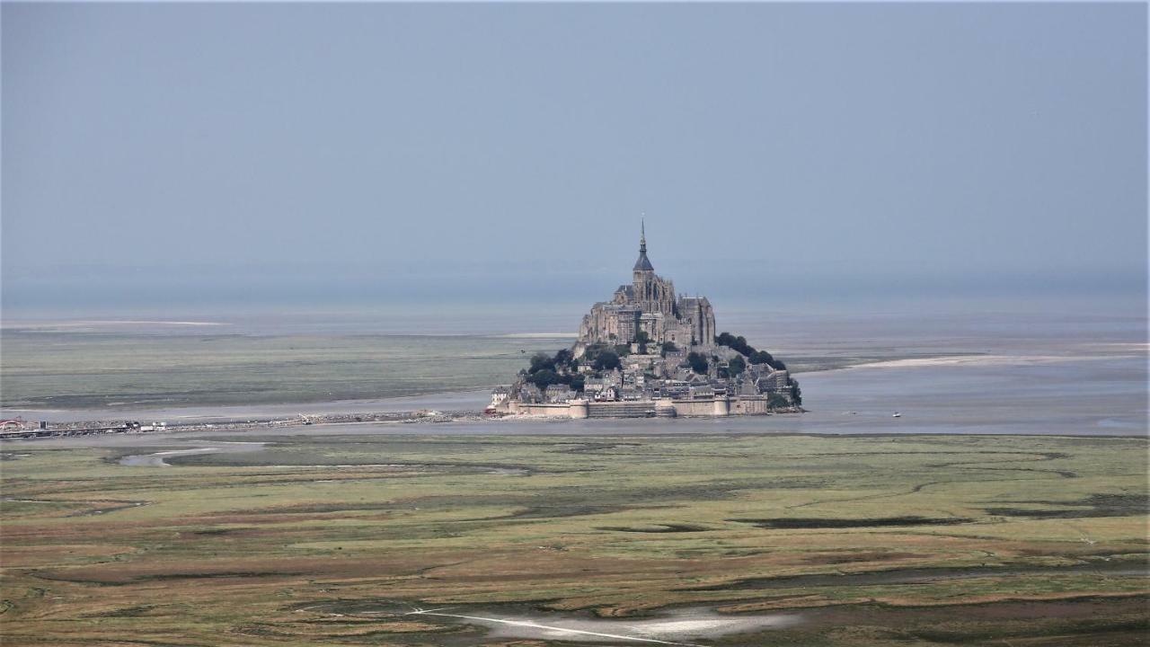 Gites Les 2 Hermines Mont-Dol Exterior foto